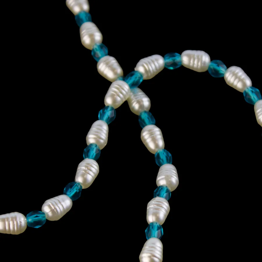 Colar de Pérolas com Cristais
