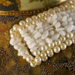 Pulseira com Pedras e Pérolas